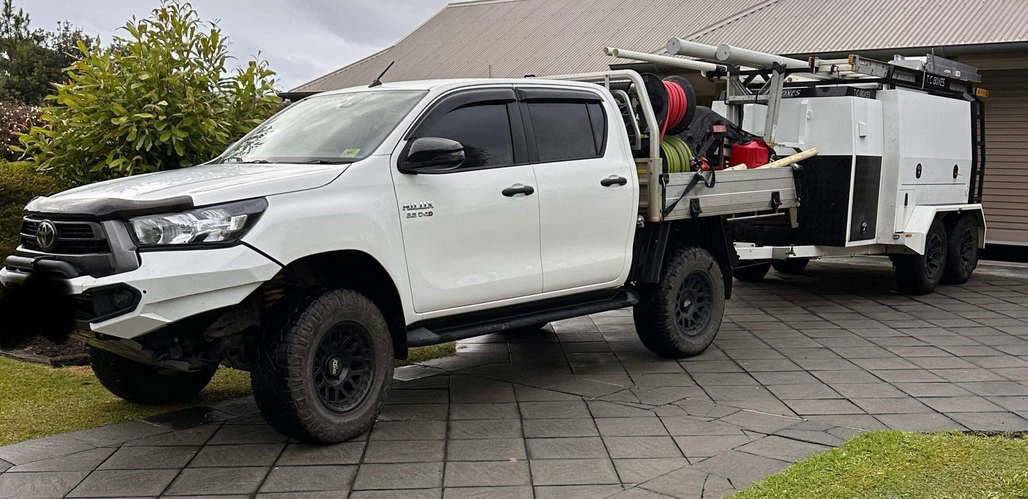 2021 SR Toyota Hilux Dual Cab (with trailer option)