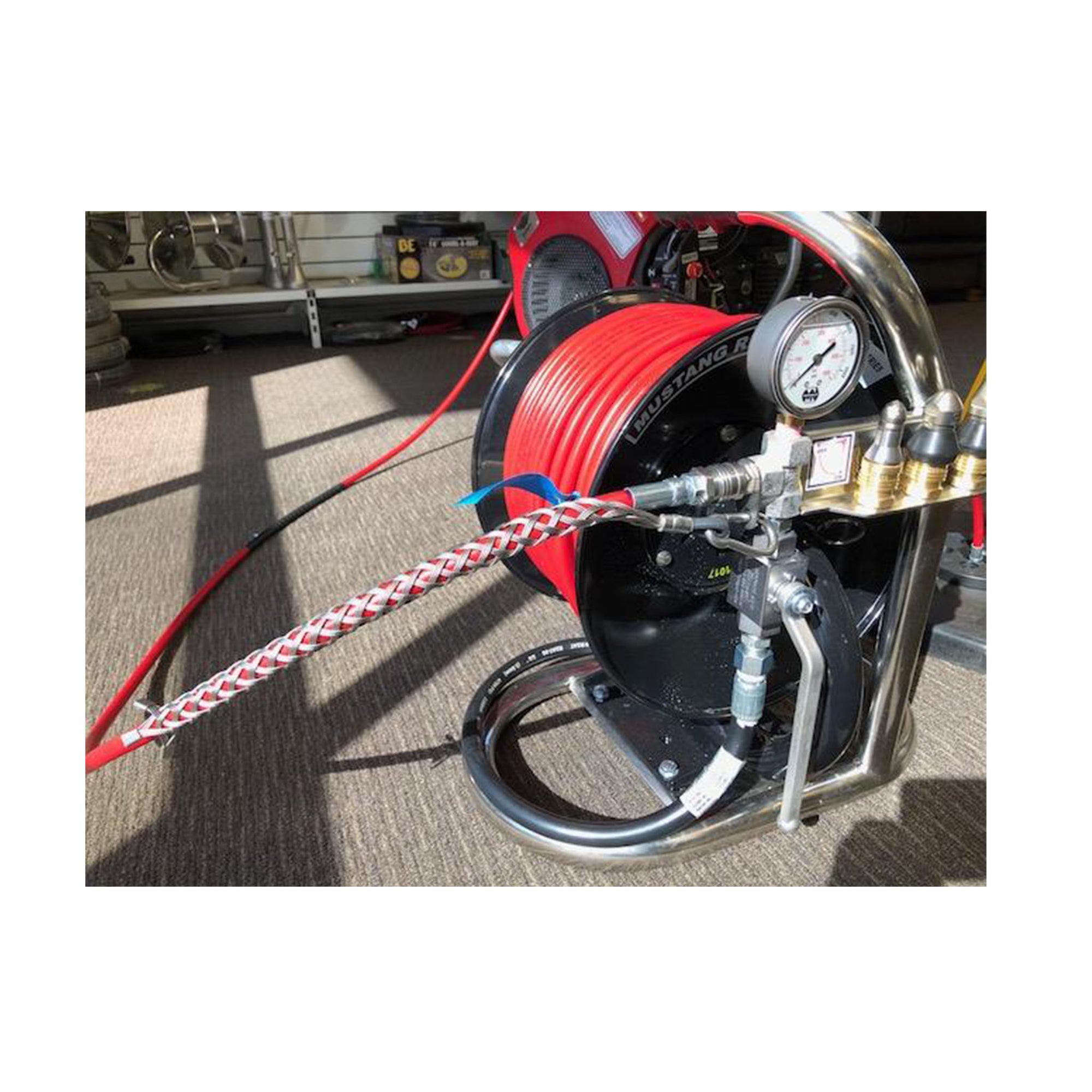 Hose Restraint 1/4"
